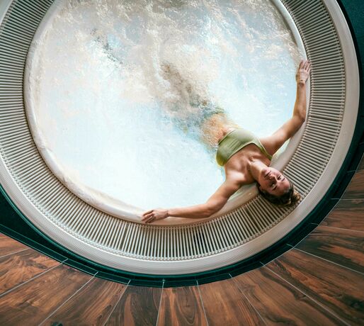 Whirlpool in der Badelandschaft